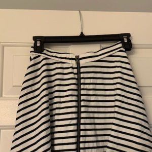American Eagle stripped skirt size XS